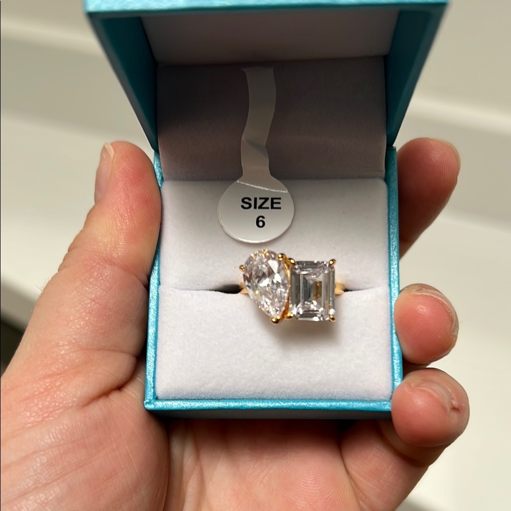 Victoria Emerson Ring